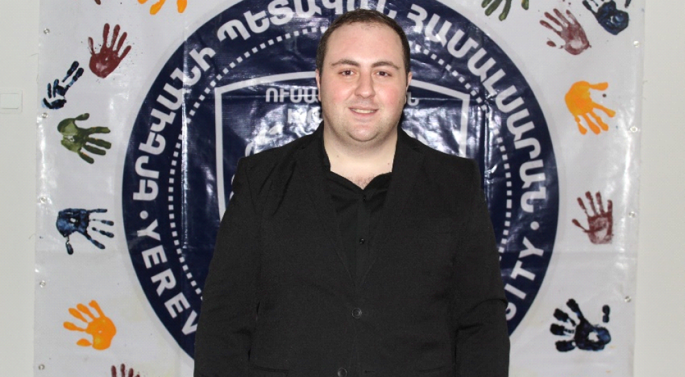 Խաչիկ Աբաջյան