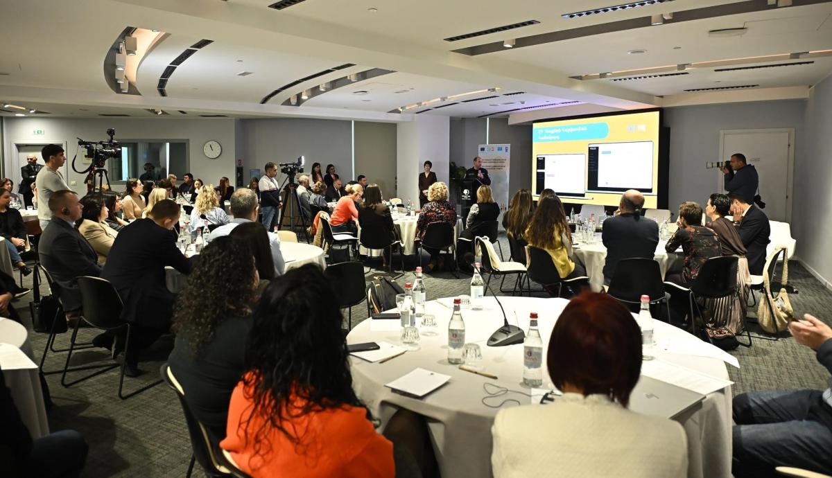 ՄԱԲՀ-ի՝ «Ընդդեմ գենդերային բռնության ակտիվության 16-օրյակ» քարոզարշավի մեկնարկի միջոցառումը Երևանում